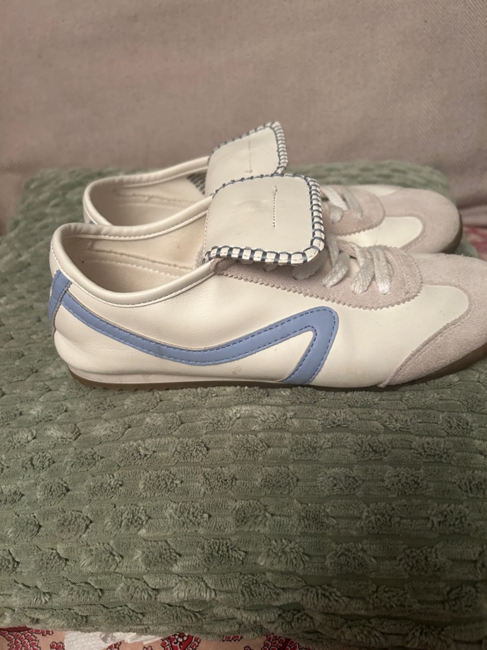 Women's Steve Madden Jaiden Retro Sneaker Shoe Blue & White Size 7